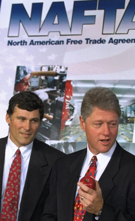 Bill Clinton takes a bite of the NAFTA apple